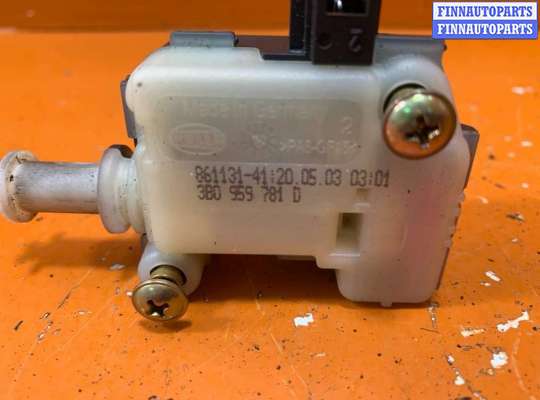 купить Активатор замка багажника на Volkswagen Touareg