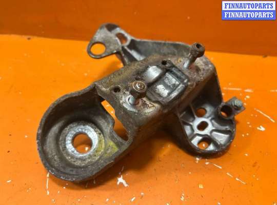 купить Крепление втулки стабилизатора на Volkswagen Passat