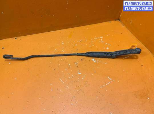 купить Щеткодержатель (поводок стеклоочистителя, дворник) на Audi A4