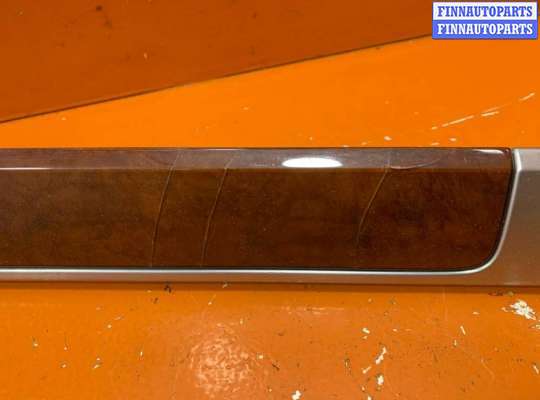 купить Накладка декоративная на Volkswagen Touareg