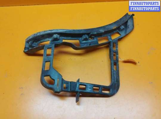 Кронштейн крепления бампера заднего VG2388460 на Volkswagen Passat