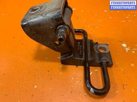 купить Петля двери на Volkswagen Touareg