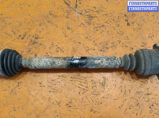 Полуось передняя правая (приводной вал, ШРУС) VG2748766 на Volkswagen Passat