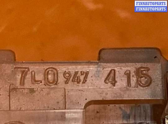 купить Фонарь салона (плафон) на Volkswagen Touareg