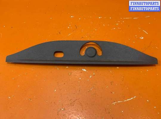 купить Накладка декоративная на Volkswagen Touareg