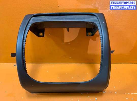 купить Кожух рулевой колонки на Volkswagen Passat