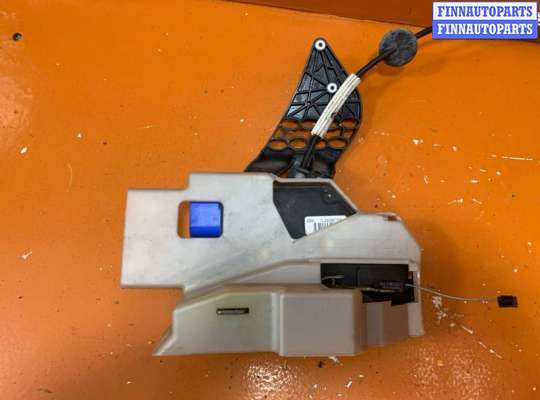 купить Замок двери задней левой на Volkswagen Touareg