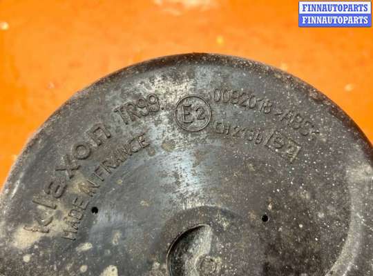 купить Сигнал (клаксон) на Volkswagen Passat