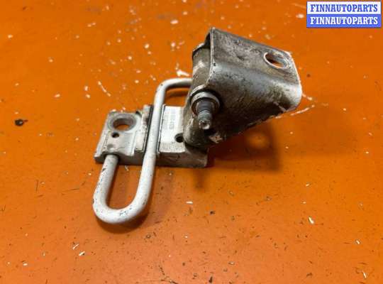 купить Петля двери на Volkswagen Passat