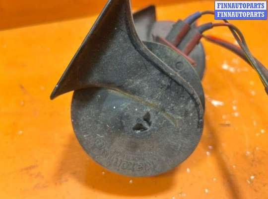 купить Сигнал (клаксон) на Audi A4