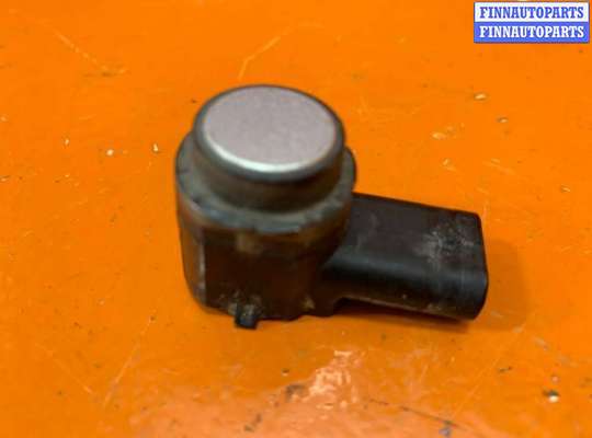 купить Датчик парктроника на Volkswagen Touran