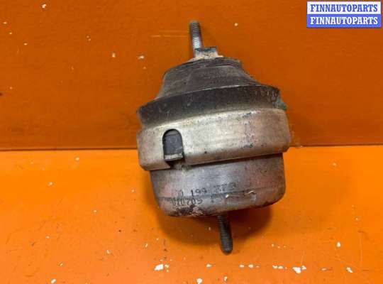 Подушка крепления двигателя AU1669385 на Audi A4