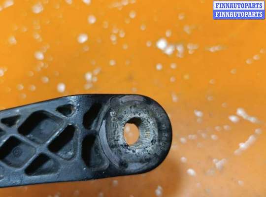 купить Щеткодержатель (поводок стеклоочистителя, дворник) на Volkswagen Sharan