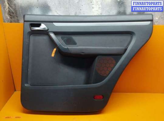 Обшивка двери задней правой (дверная карта) VG2247645 на Volkswagen Touran