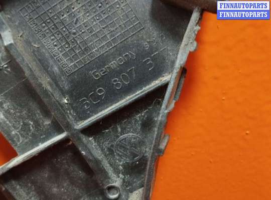 купить Кронштейн крепления бампера заднего на Volkswagen Passat