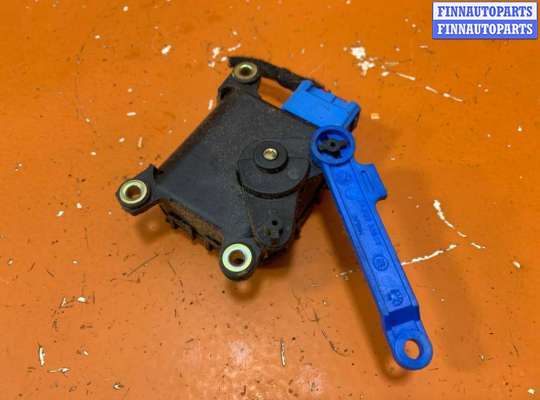 купить Моторчик заслонки печки на Volkswagen Passat