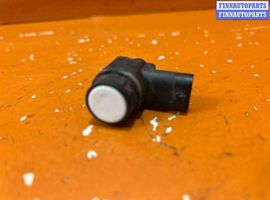 купить Датчик парктроника на Volkswagen Golf