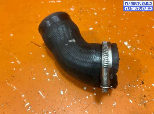 Патрубок интеркулера VG2774911 на Volkswagen Passat Alltrack