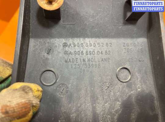 купить Молдинг (накладка кузовная) на Volkswagen Crafter