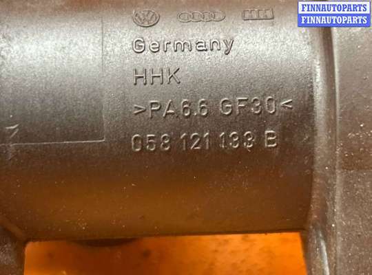 купить Фланец (тройник) системы охлаждения на Volkswagen Passat