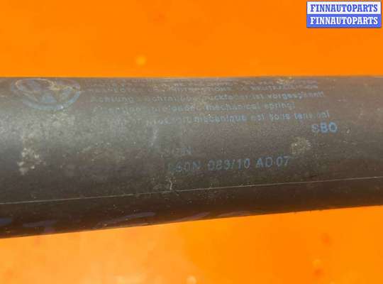 купить Амортизатор крышки багажника (3-5 двери) на Volkswagen Touareg