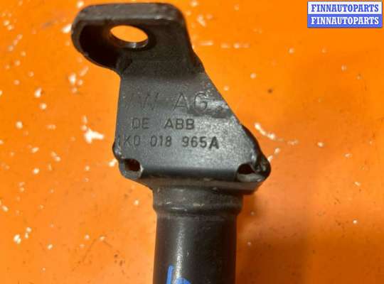 купить Кронштейн крепления на Volkswagen Passat