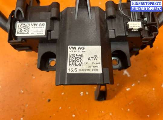 Подрулевой переключатель на Volkswagen Passat B7 (36)