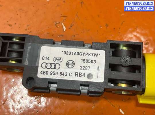 Датчик удара (Airbag) на Volkswagen Touareg I (7L)