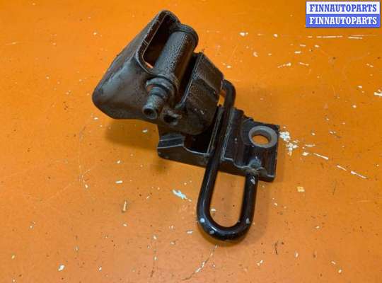 купить Петля двери на Volkswagen Touareg