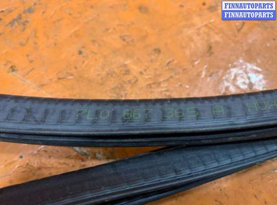 купить Уплотнитель на Volkswagen Touareg