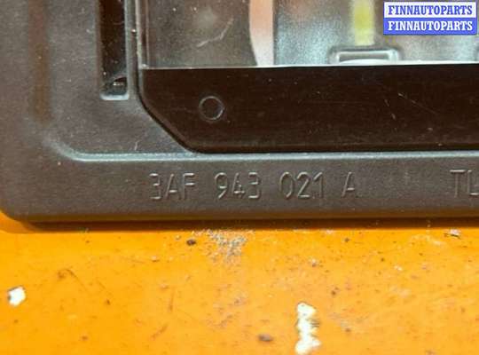 купить Подсветка номера на Volkswagen Passat