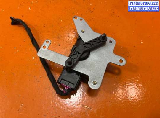 купить Моторчик заслонки печки на Audi a6