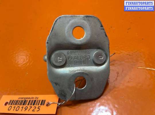 купить Ответная часть (скоба) замка двери на Volkswagen Crafter