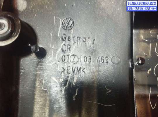 купить Клапанная крышка на Volkswagen Touareg