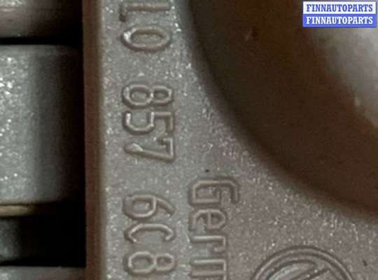 купить Ручка внутренняя потолочная на Volkswagen Touareg