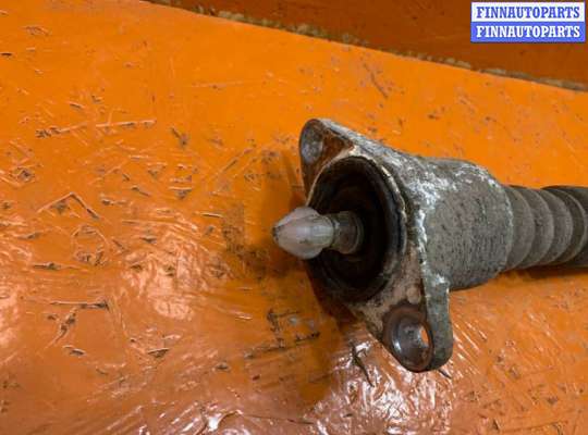 купить Амортизатор задний на Volkswagen Passat