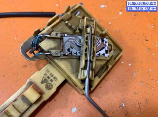 купить Датчик уровня топлива на Volkswagen Touareg