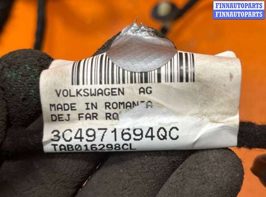 купить Проводка двери на Volkswagen Passat