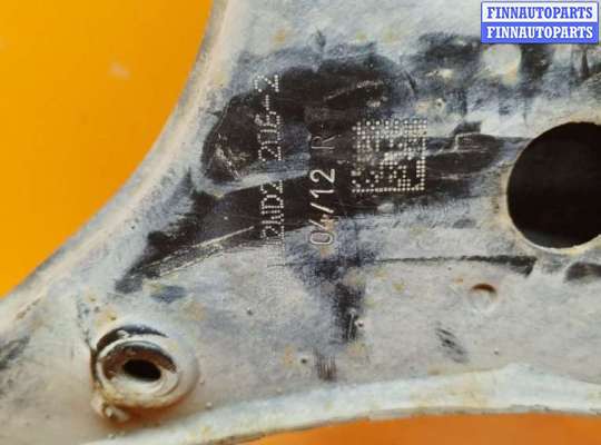 купить Рычаг передний правый на Volkswagen Crafter