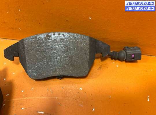 купить Тормозные колодки на Volkswagen Passat