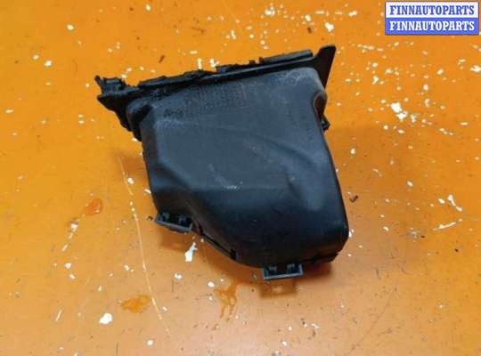 Купить Накладка декоративная на Volkswagen Passat Накладка декоративная VG2761822 на Volkswagen Passat