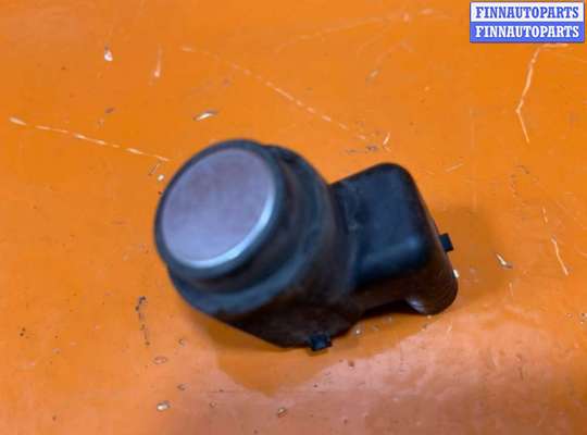 купить Датчик парктроника на Volkswagen Passat