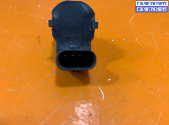 купить Датчик парктроника на Volkswagen Passat