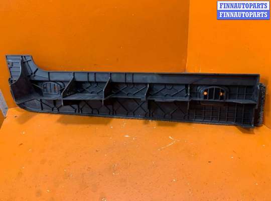 купить Обшивка багажника на Volkswagen Touareg