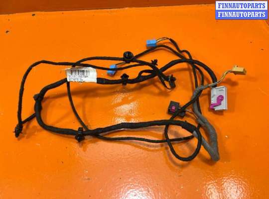 Купить Проводка двери на Volkswagen Passat Проводка двери VG2545116 на Volkswagen Passat