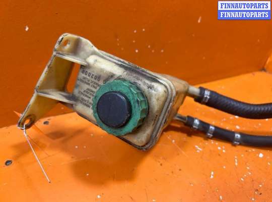 купить Бачок гидроусилителя на Audi A4