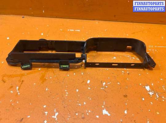 купить Ручка внутренняя передняя левая на Volkswagen Sharan