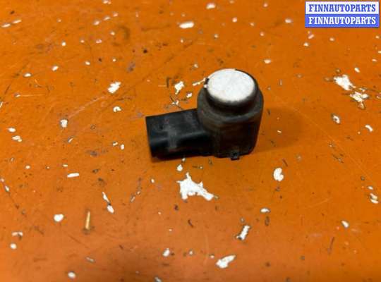 Датчик парктроника VG2659734 на Volkswagen Passat