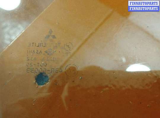 купить Стекло двери передней правой на Mitsubishi Space Runner