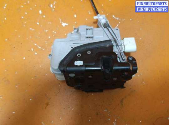 купить Замок двери передней левой на Volkswagen Passat